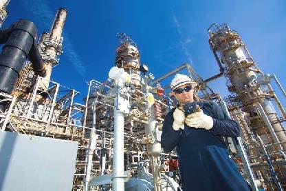 Thermo Scientific Solutions in Refineries Environmental regulation compliance Online sulfur