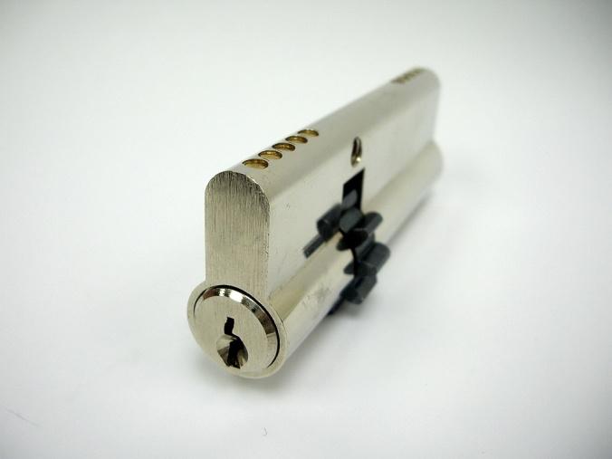 Euro Profile Cylinder with Gear Wheel (LK5147) Brass extruded lock body with
