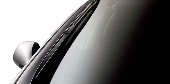 The Altea s windscreen wipers are neatly tucked away to the sides, leaving your view