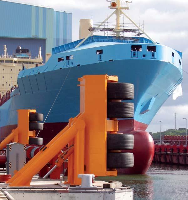 4 8 ROR FNDRS Roller Fenders are usually installed to guide ships in restricted spaces like walls of