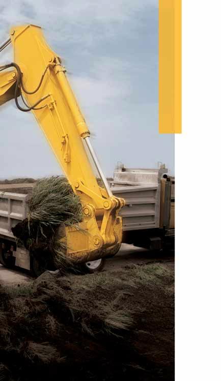Heavy-duty covers on the oversize outriggers help prevent damage to hydraulic cylinders.