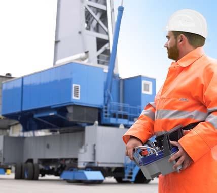 Assistant provides vertical load guidance to stop the load swinging after being raised and prevent horizontal loads on the boom Tandem Lift Assistant for safe synchronised lifts using two cranes,