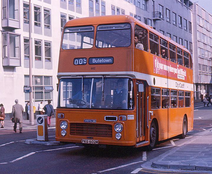 1974 The first new vehicles to enter service in the light orange and white livery were Bristol VRT/SL2/6Gs 586 to 605 from December 1973 to March 1974.