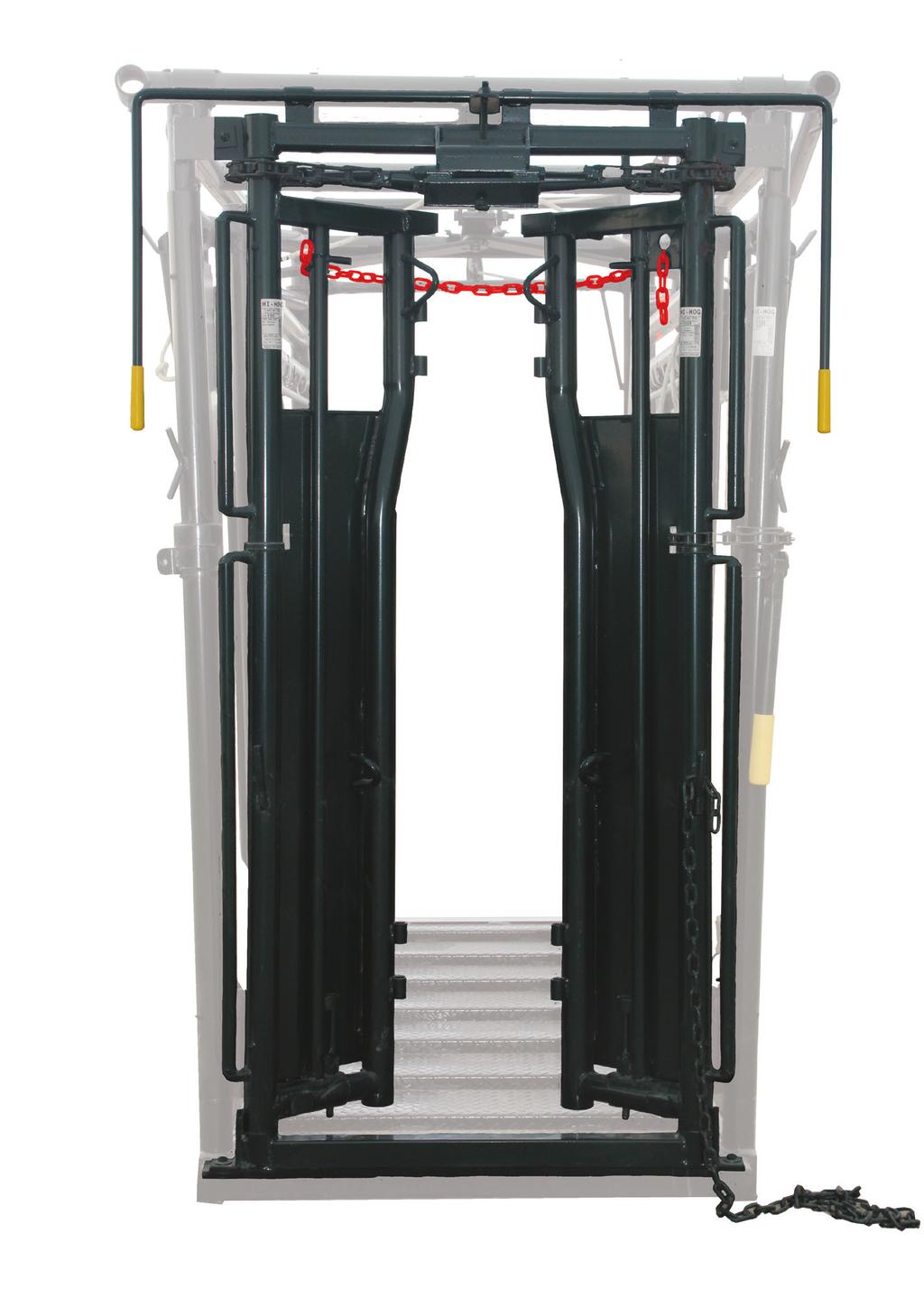 SELF CATCH HEAD GATE To minimize bruising the head gate is mounted to the squeeze body with shock-absorbing spring bolts The stanchions include two safety guards just above the bottle neck.