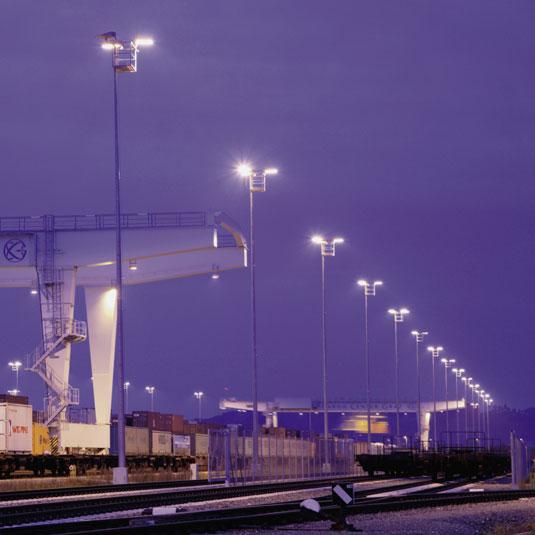 4 Luminaires for special applications Luminaires for railway facilities, shipping routes 4.