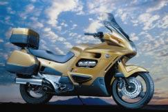 Evolution The German review Das Motorrad carried out a long distance test over 100,000km without any problem and Moto Journal rode for 20,000km flat out, in under three weeks, comment only on the