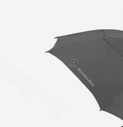 62 travel 1 golf umbrella. Black. Water and dirt-repellent canopy with UV protection. shaft and ribs in fibreglass. totally metal-free. Windproof design. Diameter when open approx.