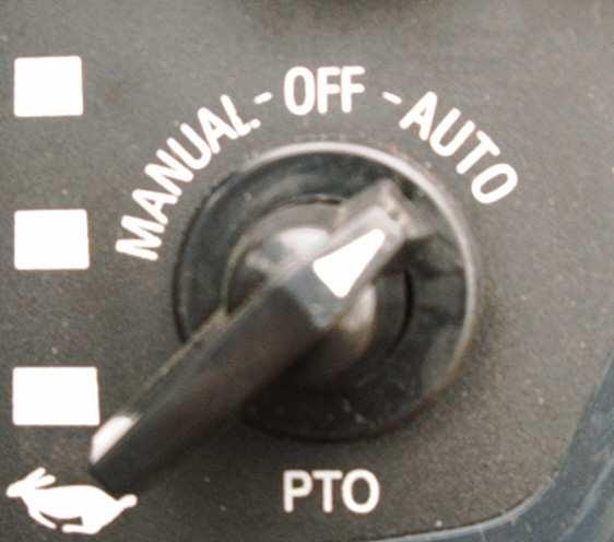 PTO ON/OFF switch: PTO ON/OFF switch is situated on the LHS. on the steering column and can be identified easily with its built in red colored indicator.