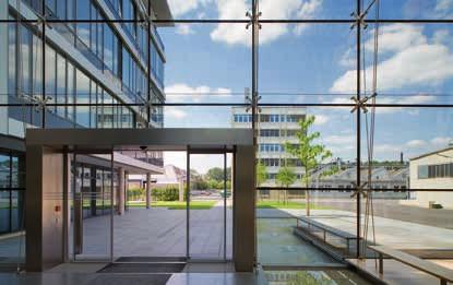 GEZE SLIDING, TELESCOPIC AND FOLDING DOORS Redundant sliding doors for emergency exit routes (FR) Function maintained in the event of a power failure thanks to several different drive components To