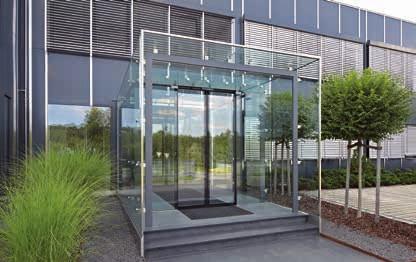 Sliding doors with BO function have pivoted side parts and are available for 1 or 2-leaf door systems.