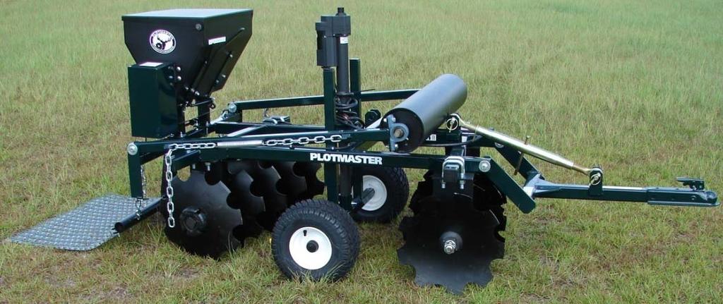 Hunter Green PE 301 Plotmaster Hunter 300 3 ATV Model standard 1 point (optional addition, 3 point connector) Characteristics: Front and Rear Disk Gang, Seed  Hunter