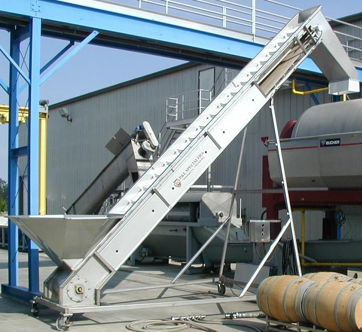 EQUIPMENT DESCRIPTION CLEATED INCLINE CONVEYOR The Cleated Incline Conveyor is a portable belted feed device.