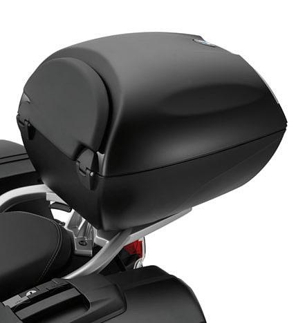 BMW Motorrad Navigator. The waterproof main compartment is expandable from 10 to 14 l.