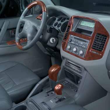 INTERIOR STYLING THE PERSONAL TOUCH The Pajero tradition lives on. For its driver and passengers it offers more inside space, more comfort and more power.