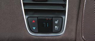 Seat ControlsF Passenger s Temperature Control Sync Temperature Settings Press SYNC to link the passenger s temperature setting to the driver s setting.