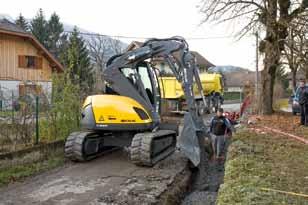 and its speed: 4work on platforms in loader mode with speed, precision and efficiency.
