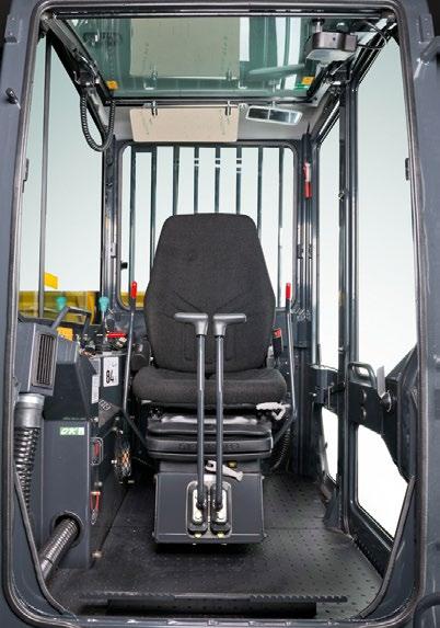 OPERATOR STATION SPACIOUS AND COMFORTABLE CAB Yanmar has been paying a lot of attention to the operator station by