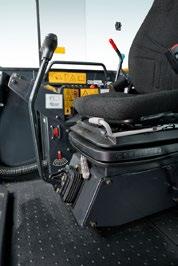 The operator has more than ample space, even for the legs in order to improve his comfort.