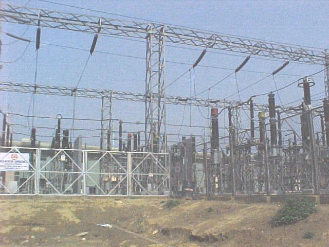 Typical High Voltage Receiving Sub-station The 132 or 66kV cables will be laid through public pathways from Torent AEC Sub-stations to RSSs of Metro Authority. Each RSS shall be provided with 2nos.