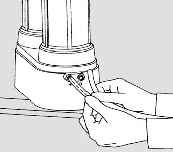 With a knife, cut the tubing to the desired length (see figure 14). Then, replace the tubing inserts. 2.