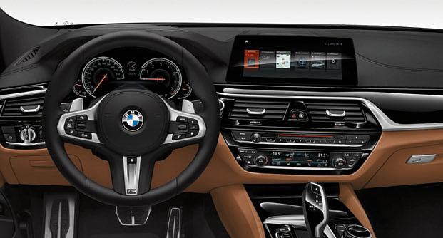 M SPORT PACKAGE. Equipment 30 31 Discover more with the new BMW catalogue app. Now available for your smartphone and tablet.