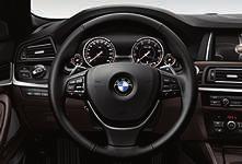 Combination examples Colours Equipment Technical data BMW Service THE BMW SERIES TOURING LUXURY LINE.