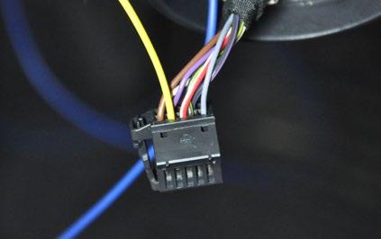 Remember: The blue wire is installed in location number 5. The yellow wire is installed in location number 7.