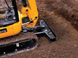 7 The 8014 and 8016 CTS machines have excellent load hold capability, which means their excavator arms can be