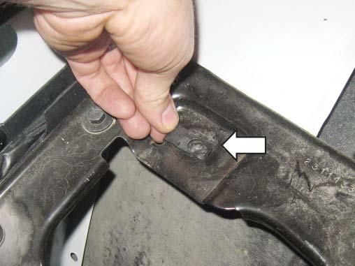 Install the J-clip (P/N: 95210A175) into the air box tray as shown. 2.