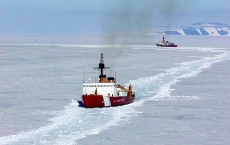 3M gals Continuous icebreaking: 6 @ 3kts Backing & ramming: 21 Science: up to 35 scientists HEALY Characteristics: Arctic Research Vessel/Medium Icebreaker Length: 420 Width: 82 Draft: 29.