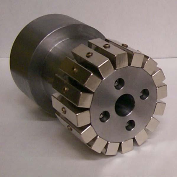 Like the displacer, the power piston slides along a shaft that passes through a linear motion ball bearing with nonmagnetic balls that is embedded in the piston.