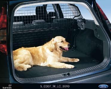 Prevoz tovora 49 1 2 3 Zaščitna mreža za psa Psa ali prtljago varno zadržuje v prtljažnem prostoru. Testirana za primere čelnih trkov in potnike varuje do hitrosti 50km/h.