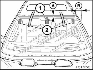 When installing windshield (4), check that it is lower with respect to roof outer skin panel (1).