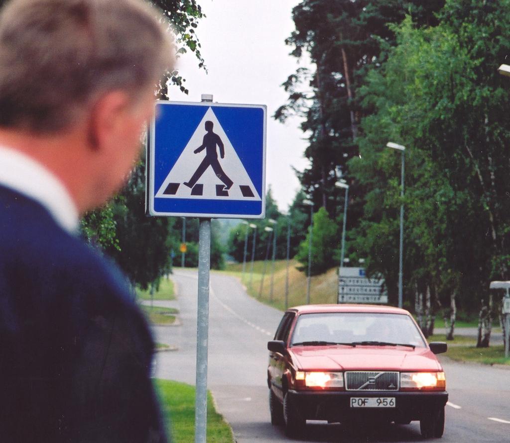 Swedish road signs, signals, road