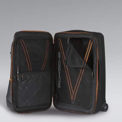 Durable, wipe-clean interior and exterior material plus splash-proof outer zippers. A range of practical inner and outer compartments. Elasticated cross straps and mesh covers in both interior shells.