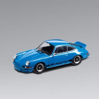 RS 2.7 Collection [ 1 ] 911 Carrera RS 2.7 limited edition. Limited to 1,973 units [ features limited-edition serial number ]. In blood orange. Black interior. Made of metal. Scale 1 : 43.