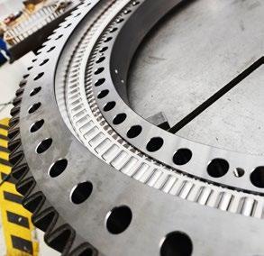 Characteristic features of PSL slewing rings: Gear: external, internal, or gearless models