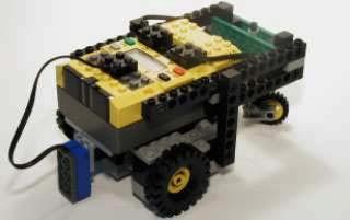 Figure 5-1. A Differential Drive Robot Differential drive robots are very popular in FLL. Iím sure this is in large part due to their inclusion in the Constructopedia.