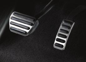 INTERIOR Illuminated/Personalised Illuminated/ Door Sill Outer Tread Plates Enhance the interior of your vehicle with