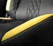 SEATS INCLUDING ARMRESTS - black leather with choice of
