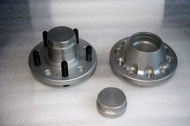 Pantera Front Hub CNC machined from 6061-T6 aluminum, designed for use with outside mounted hat &