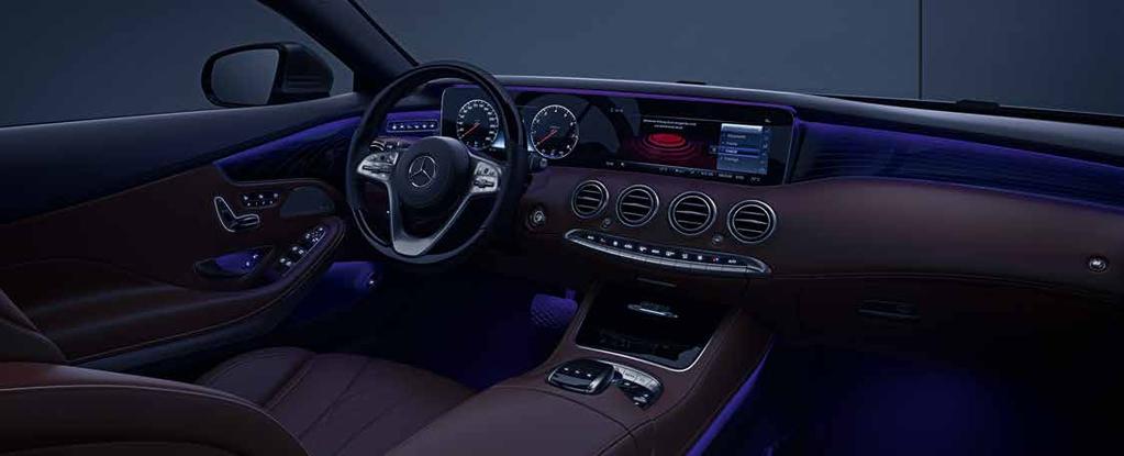 De-stressing and revitalising: the new ENERGIZING comfort control. Ambient lighting showcases the interior like a work of art.