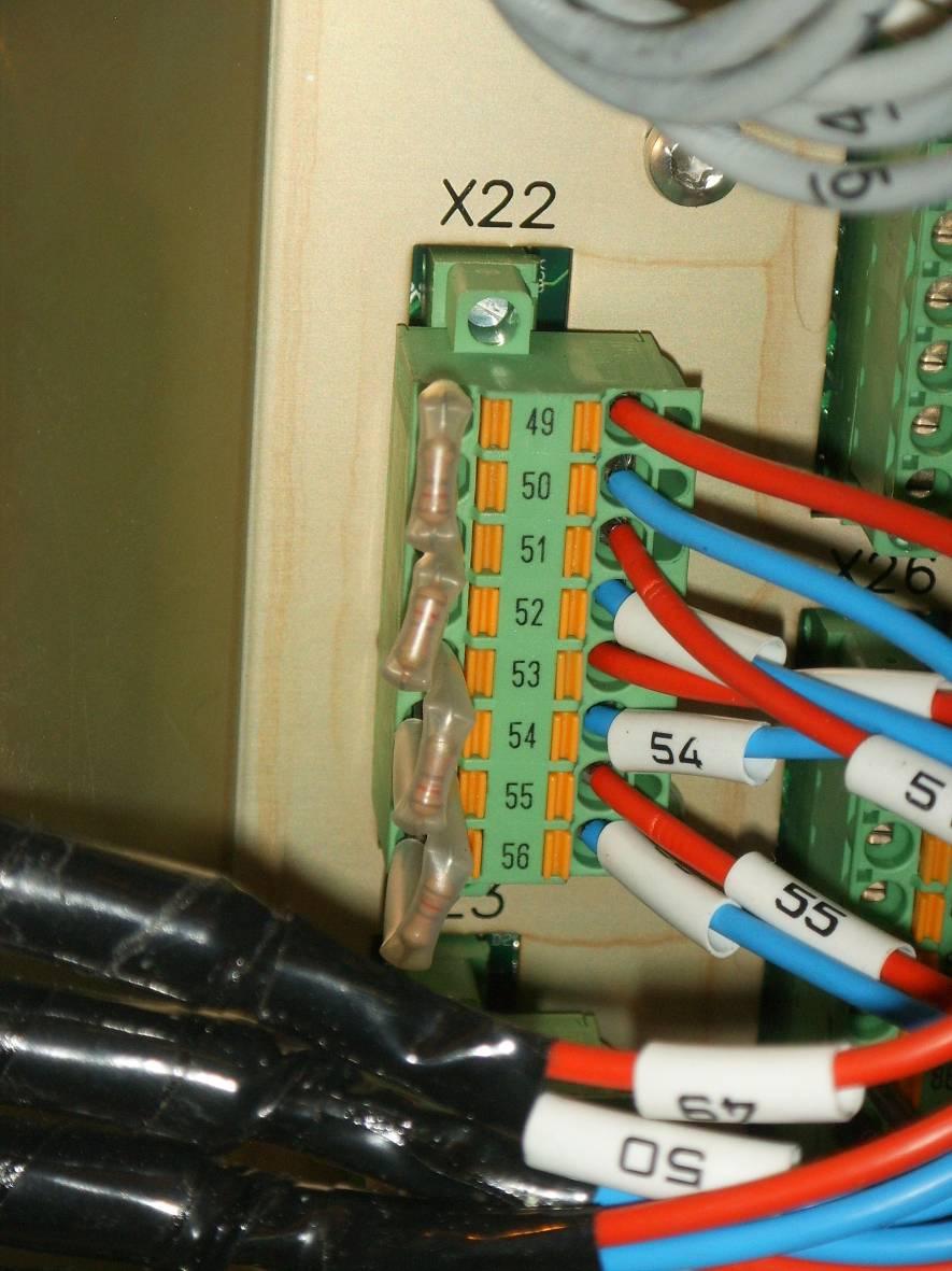 Bus cabling Terminator resistors At each end of the Bus cable a terminator resistant of 120Ω MUST