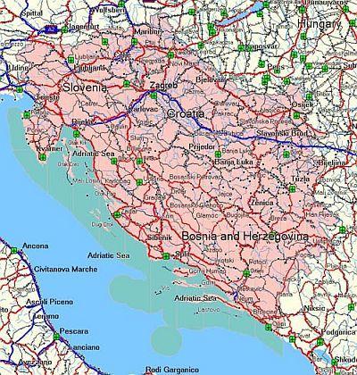 90 10 ADRIAROUTE 10.1 Kaj je AdriaRoute? AdriaRoute je cestna navigacijska karta, ki obsega območja Slovenije, Hrvaške in Bosne in Hercegovine.