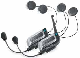 COMMUNICATION SYSTEMS 1188 21-0125 21-0126 CARDO SCALA RIDER Q2 PRO Each headset features: Bike to bike intercom communication up to 2,300ft 1 A2DP compatibility with MP3 players to listen to