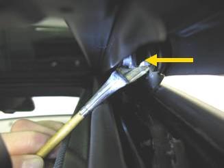 Figure 6. Upper channel of the outer guide rail. Figure 7. Locking pin for sunroof panel 1, viewed with panel 1 in a tilted position. A4 Sedan: 1.