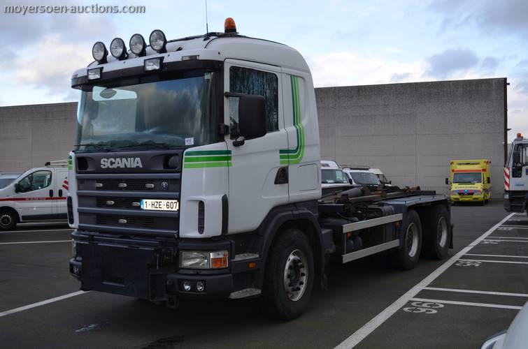 700 SCANIA GB6X4/20 3300 Opbouw/Type: Exchange system Category: Truck or tractor with GVW of more than 12T. Transmission: automatic Kilometer reading: 365342 km.
