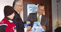 Setem kenang-kenangan dan Sampul Surat Hari Pertama ini bertemakan imej-imej yang berkaitan dengan Persekutuan Veteran Sedunia dan telah dilancarkan oleh YAB Dato Seri Najib Tun Razak, Timbalan