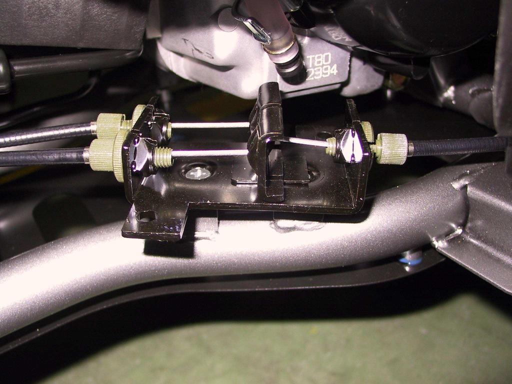 STEP.5) Install the rear brake cable fixing set &