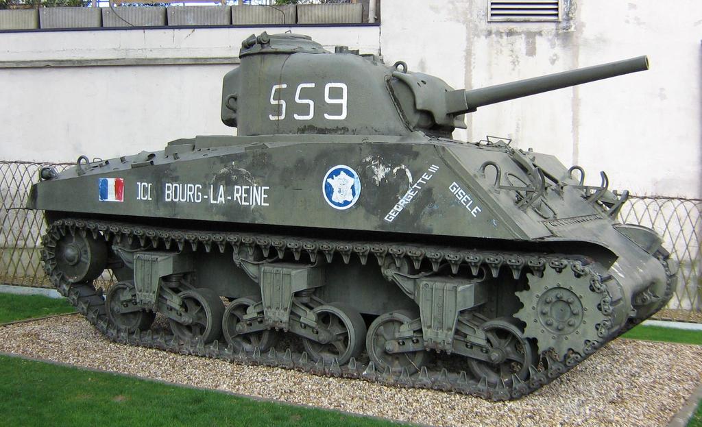 On loan from DGA in Bourges Pierre-Olivier Buan, February 2007 - http://the.shadock.free.fr/tanks_in_france/sherman_blr/index.